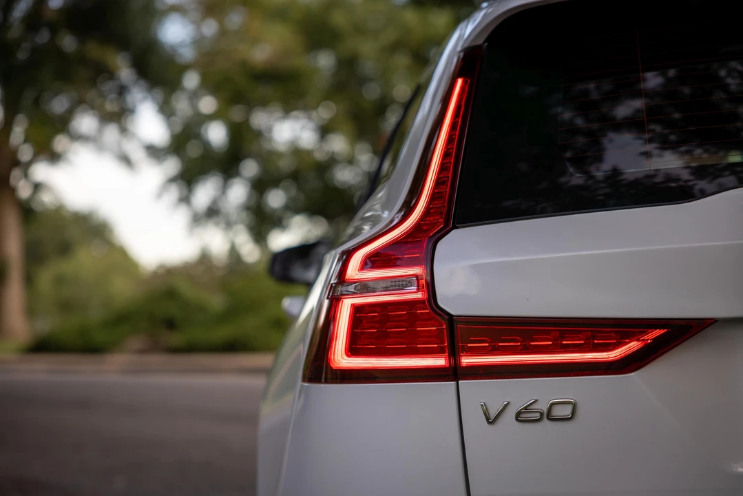 2020 Volvo V60 2nd Gen - Image 31 of 31