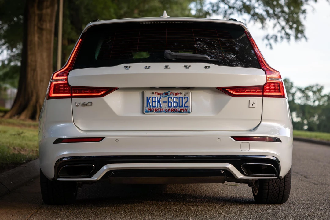 2020 Volvo V60 2nd Gen - Image 5 of 31