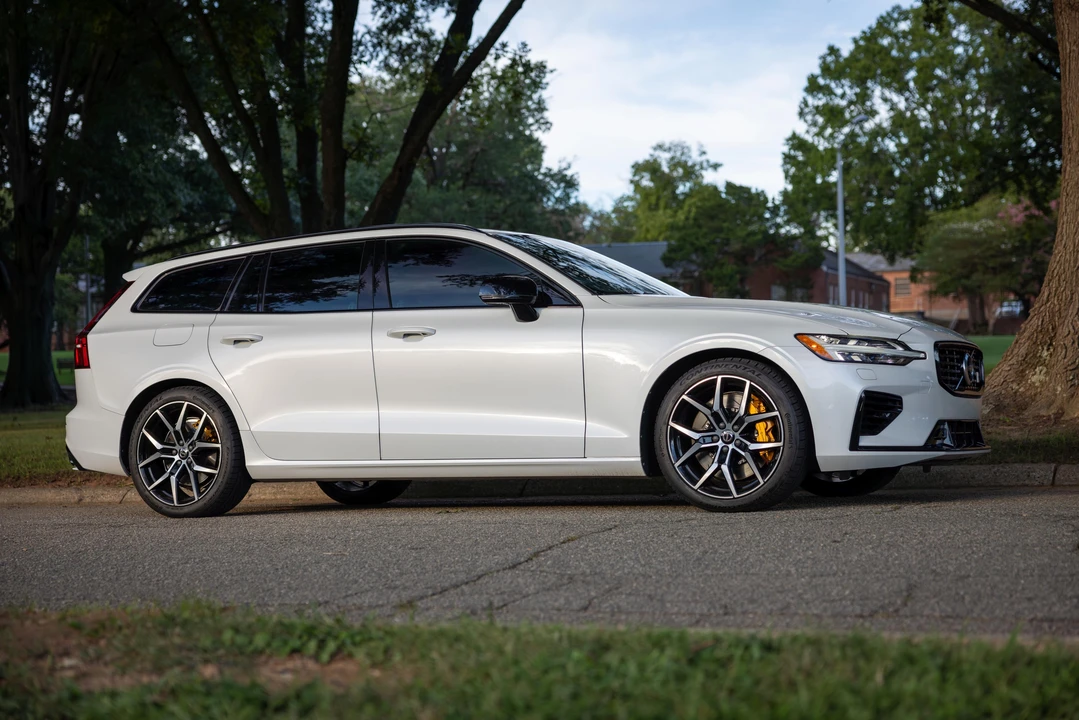 2020 Volvo V60 2nd Gen - Image 20 of 31