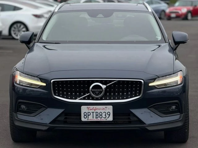 2020 Volvo V60 2nd Gen - Image 5 of 21