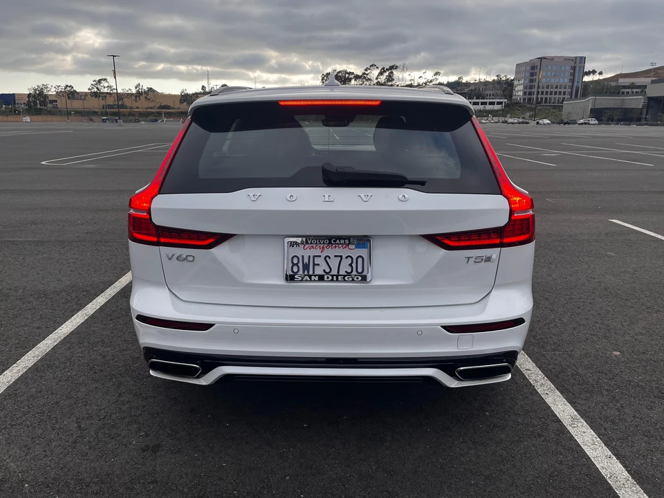 2020 Volvo V60 2nd Gen - Image 20 of 31