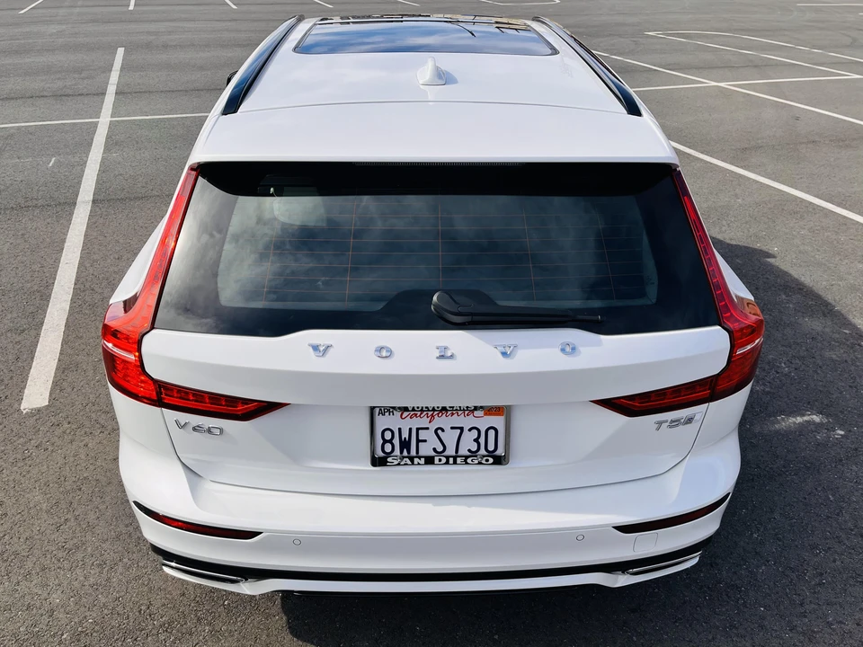 2020 Volvo V60 2nd Gen - Image 22 of 31