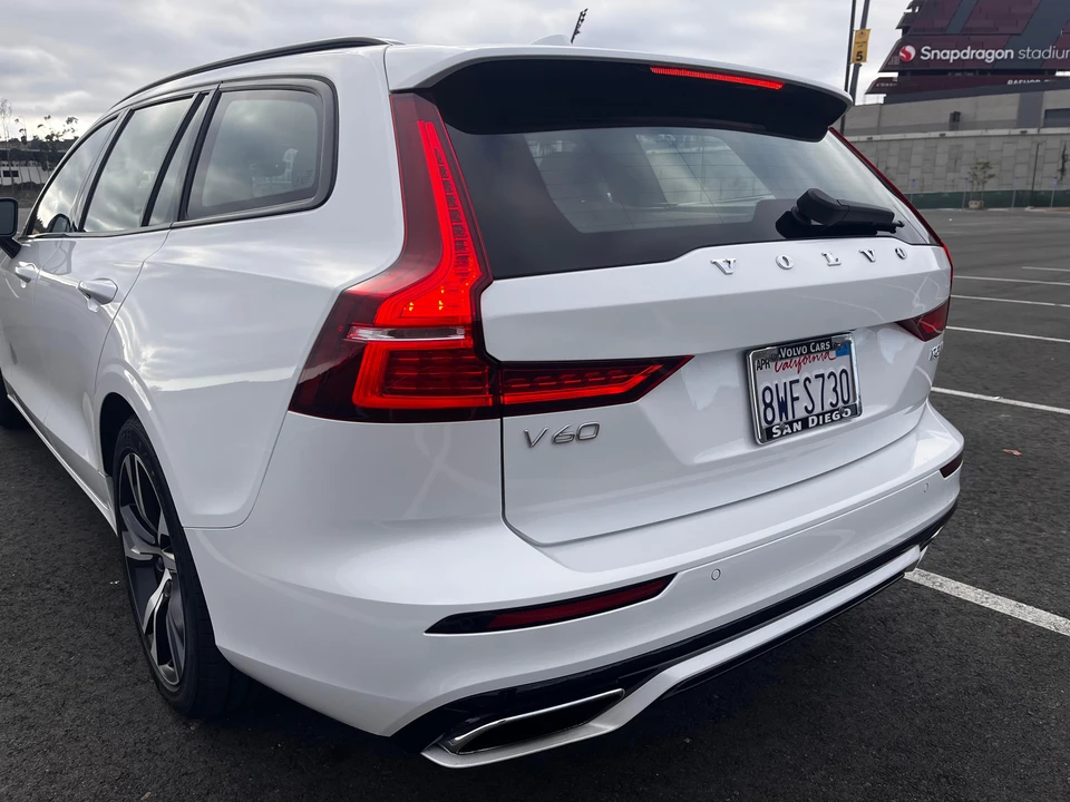 2020 Volvo V60 2nd Gen - Image 31 of 31