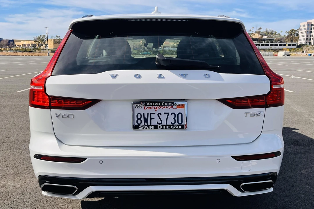2020 Volvo V60 2nd Gen - Image 5 of 31