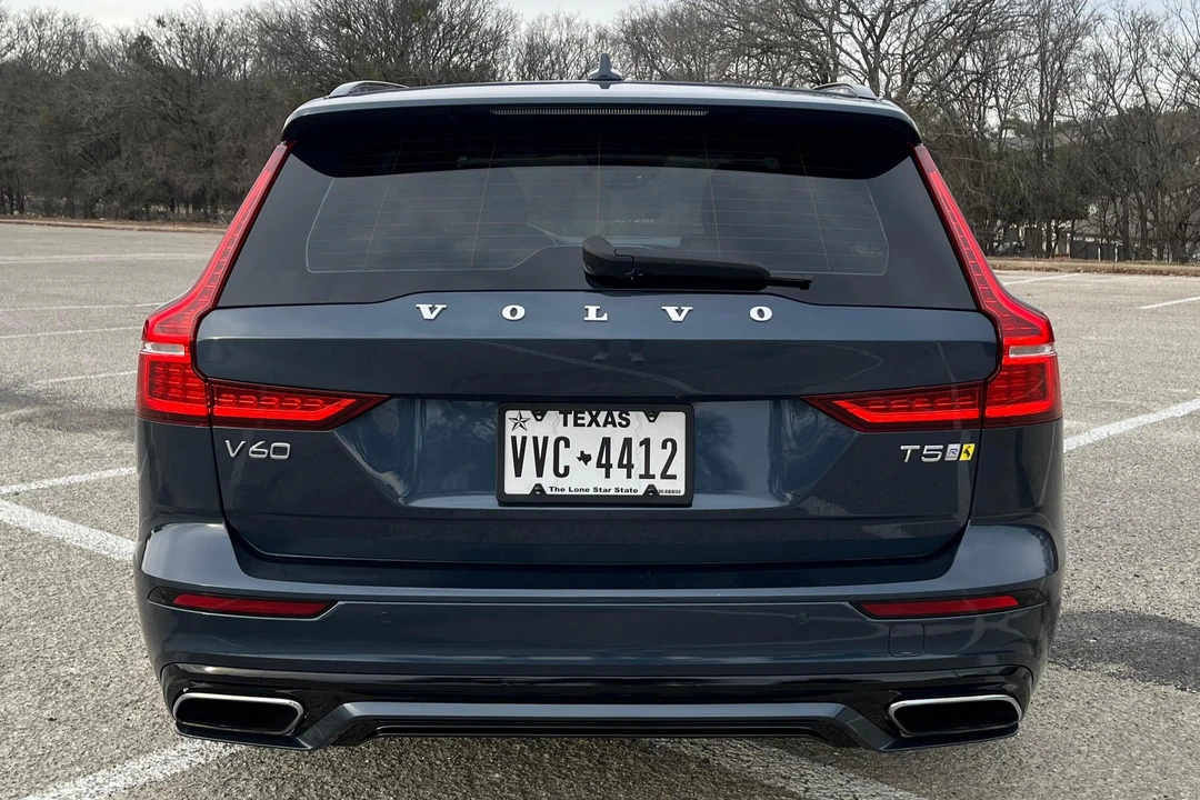 2020 Volvo V60 2nd Gen - Image 5 of 31