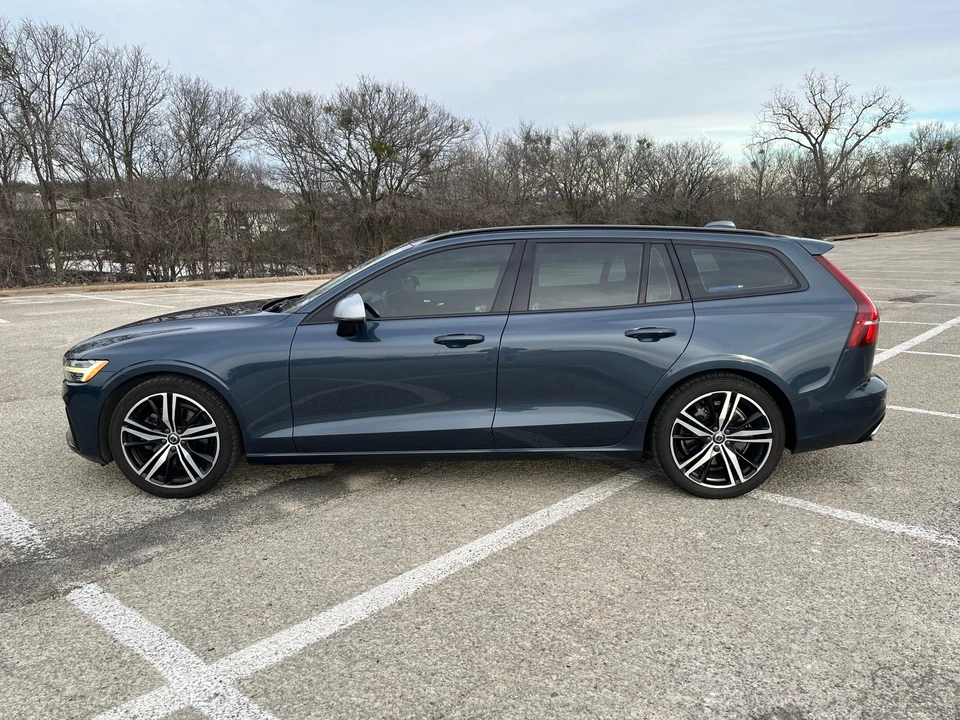 2020 Volvo V60 2nd Gen - Image 7 of 31