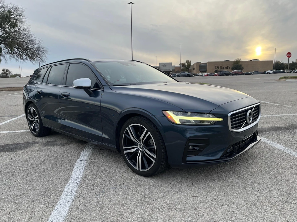 2020 Volvo V60 2nd Gen - Image 13 of 31