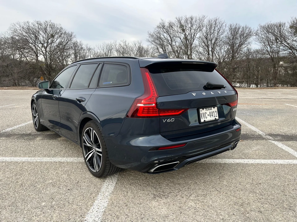 2020 Volvo V60 2nd Gen - Image 8 of 31