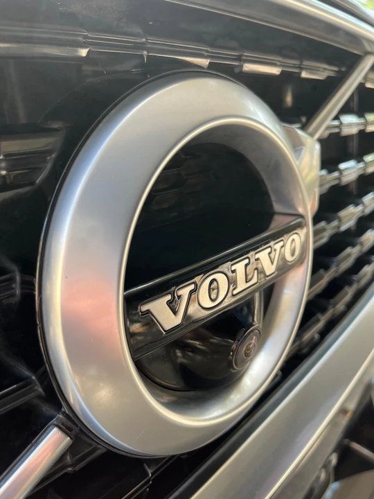 2020 Volvo V60 2nd Gen - Image 16 of 31