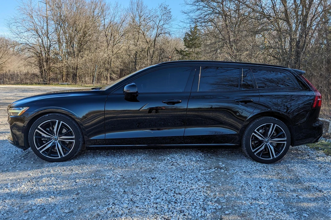 2020 Volvo V60 2nd Gen - Image 3 of 31