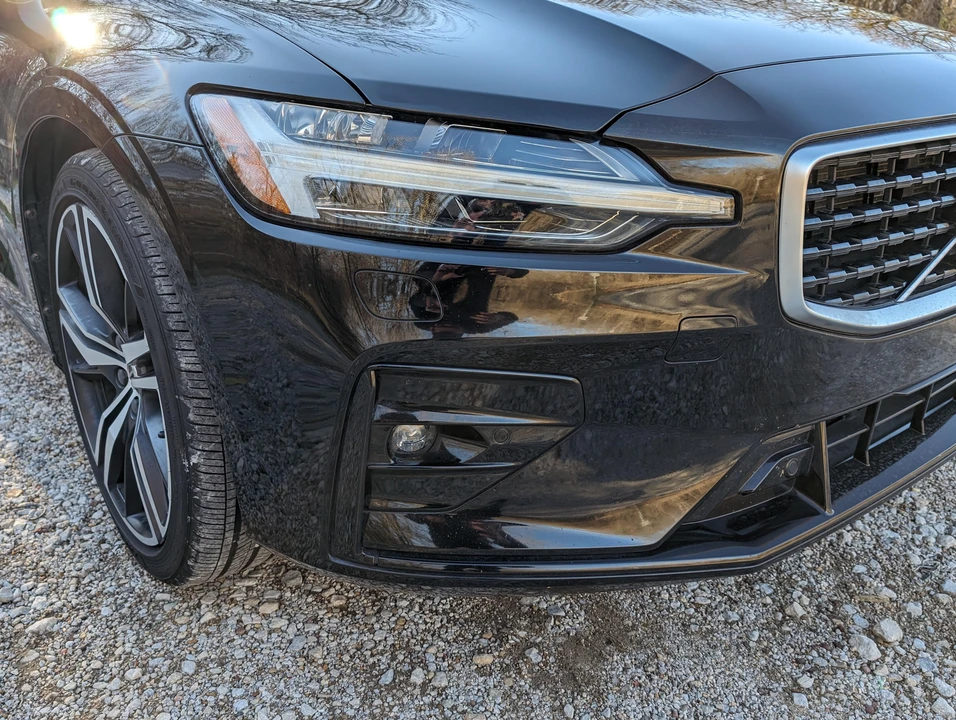 2020 Volvo V60 2nd Gen - Image 14 of 31