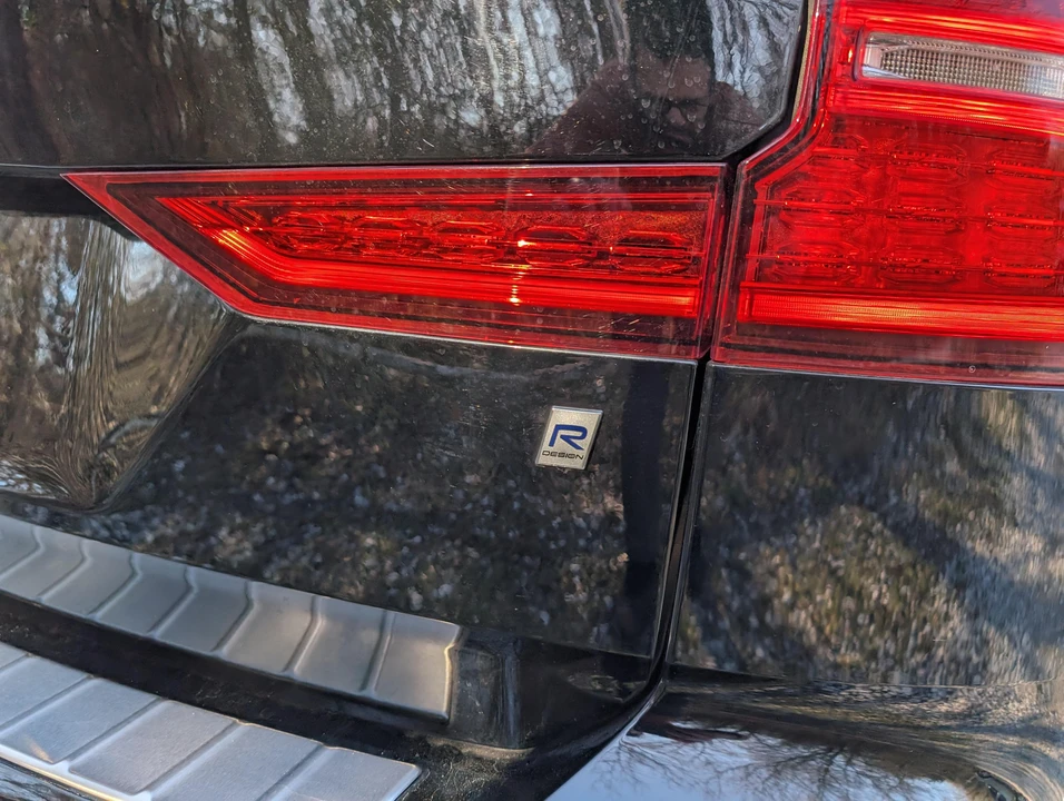 2020 Volvo V60 2nd Gen - Image 25 of 31
