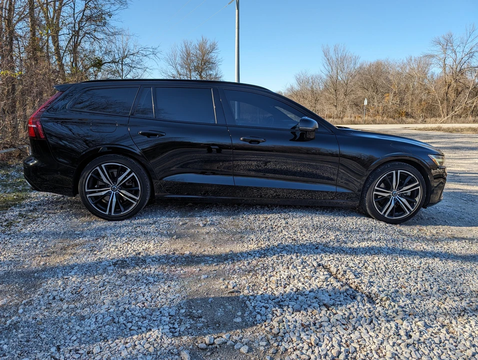 2020 Volvo V60 2nd Gen - Image 11 of 31