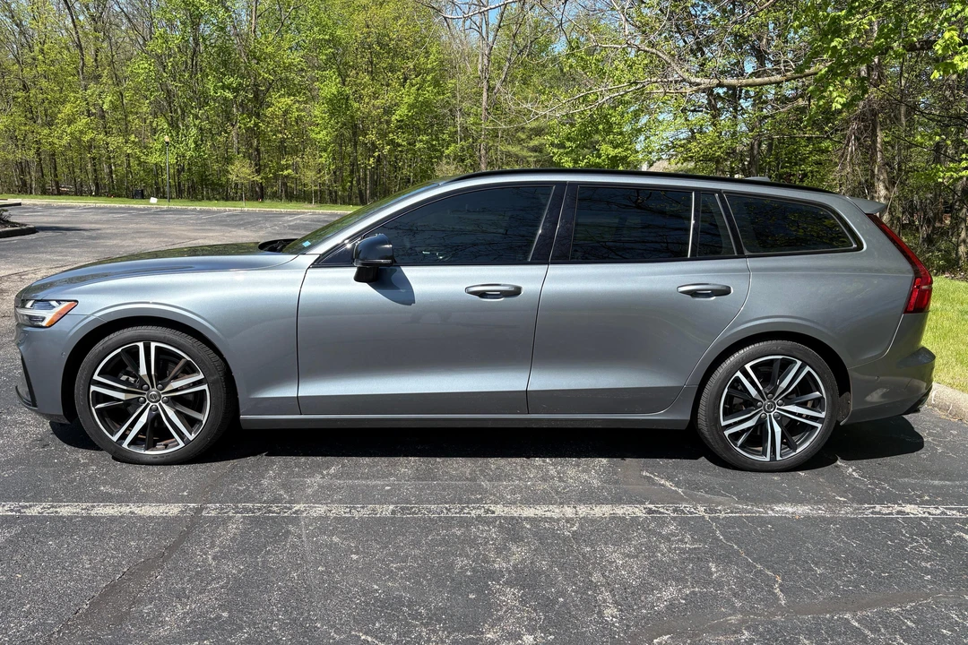 2020 Volvo V60 2nd Gen - Image 3 of 31