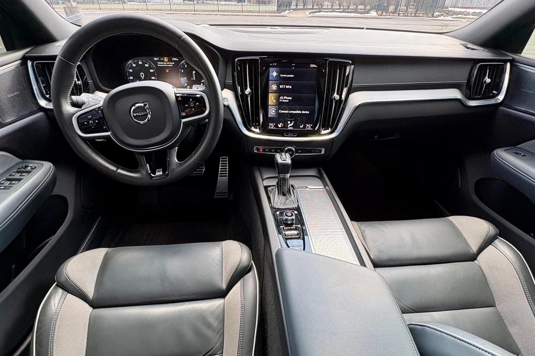 2020 Volvo V60 2nd Gen - Image 20 of 31