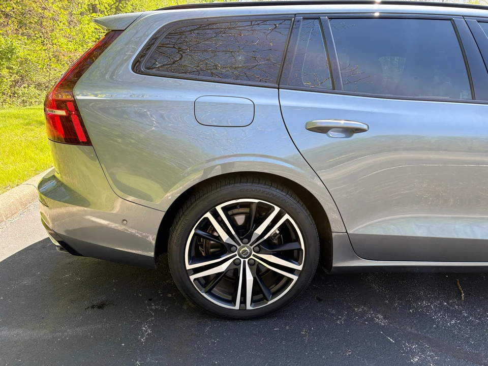 2020 Volvo V60 2nd Gen - Image 18 of 31