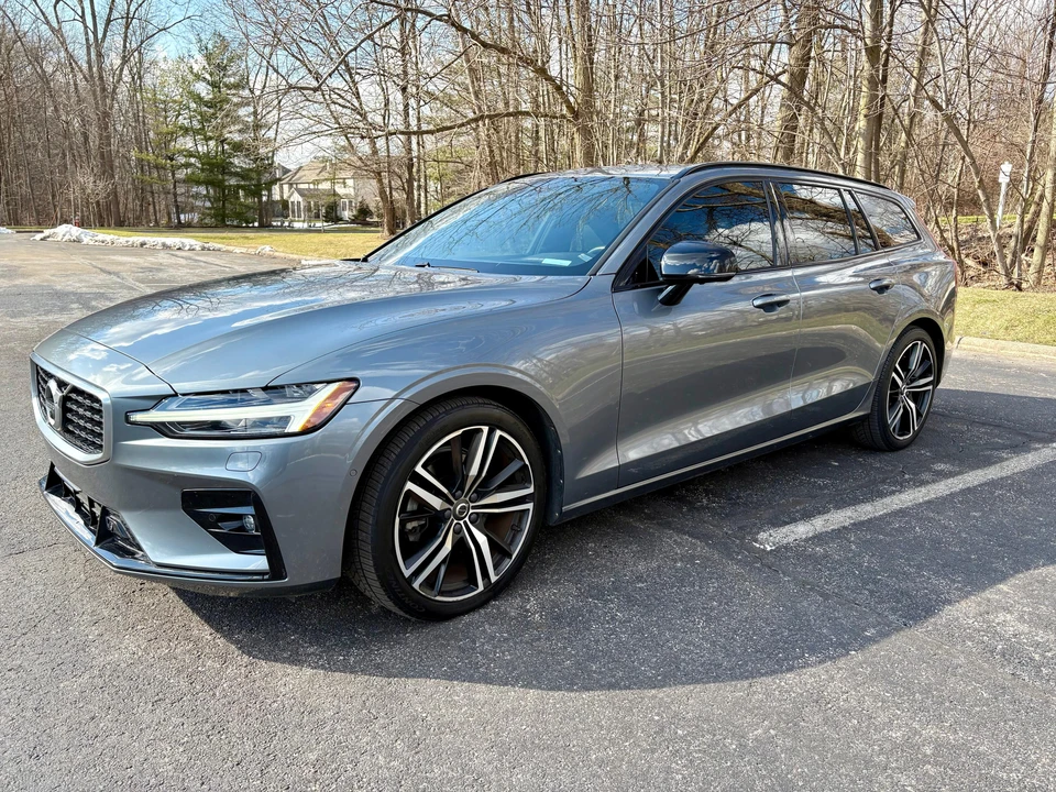 2020 Volvo V60 2nd Gen - Image 7 of 31