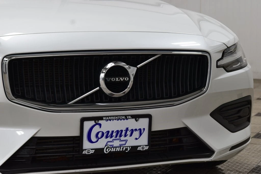 2020 Volvo V60 2nd Gen - Image 11 of 12