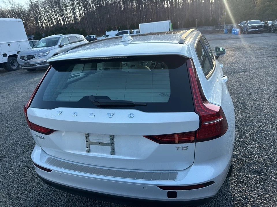 2020 Volvo V60 2nd Gen - Image 6 of 12