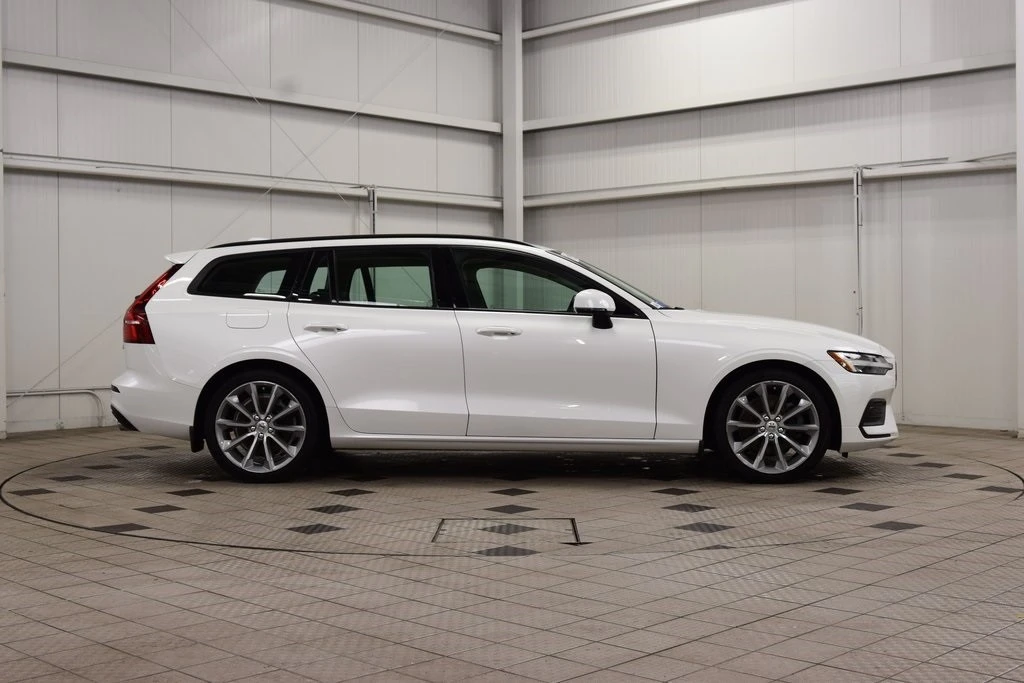 2020 Volvo V60 2nd Gen - Image 9 of 12