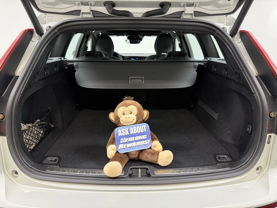 2020 Volvo V60 2nd Gen - Image 8 of 12