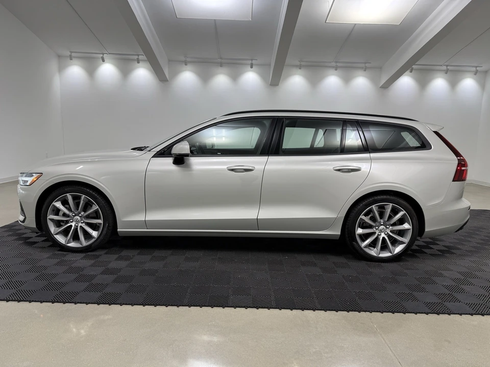 2020 Volvo V60 2nd Gen - Image 4 of 12