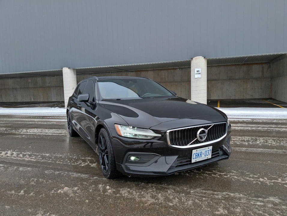 2020 Volvo V60 2nd Gen - Image 27 of 31