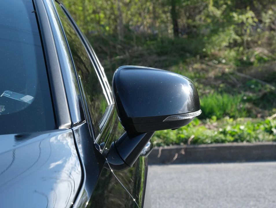 2020 Volvo V60 2nd Gen - Image 18 of 31