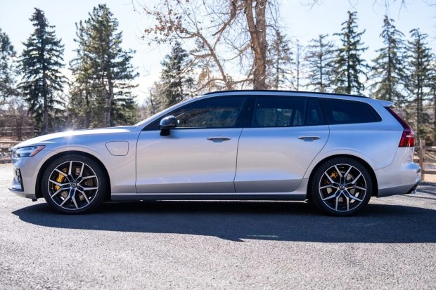 2020 Volvo V60 2nd Gen - Image 3 of 8