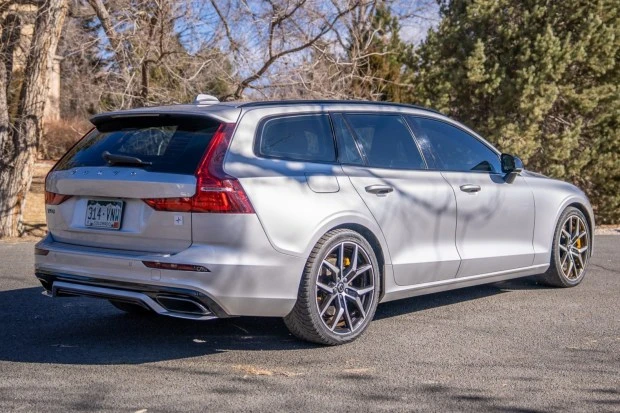 2020 Volvo V60 2nd Gen - Image 2 of 8