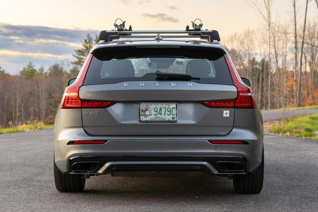 2020 Volvo V60 2nd Gen - Image 5 of 31