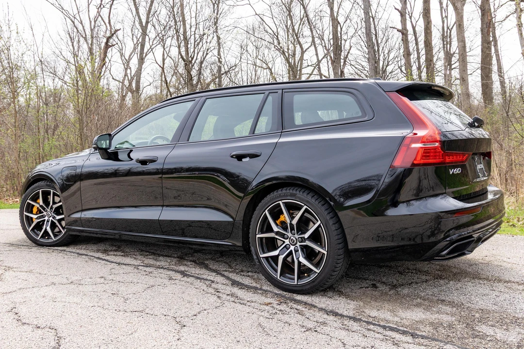 2020 Volvo V60 2nd Gen - Image 4 of 31