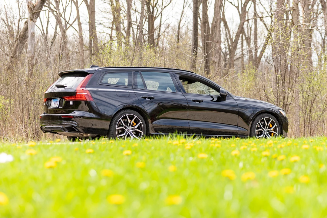 2020 Volvo V60 2nd Gen - Image 10 of 31