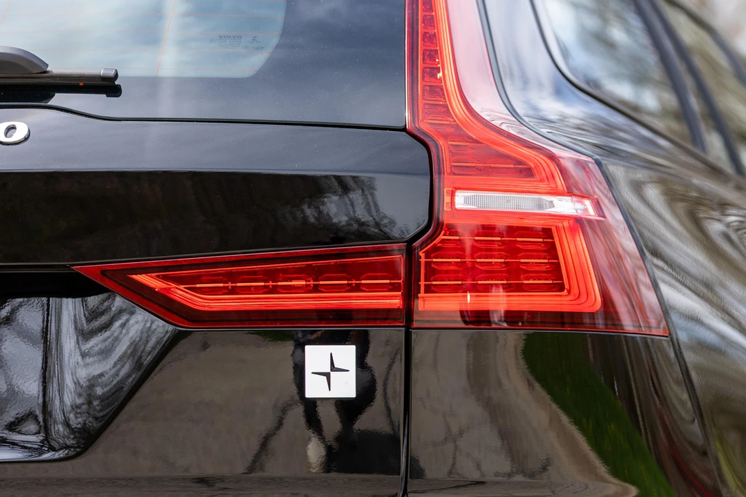 2020 Volvo V60 2nd Gen - Image 20 of 31