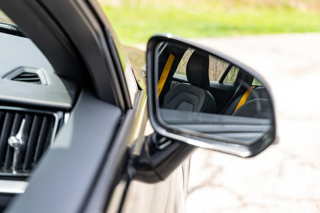 2020 Volvo V60 2nd Gen - Image 26 of 31
