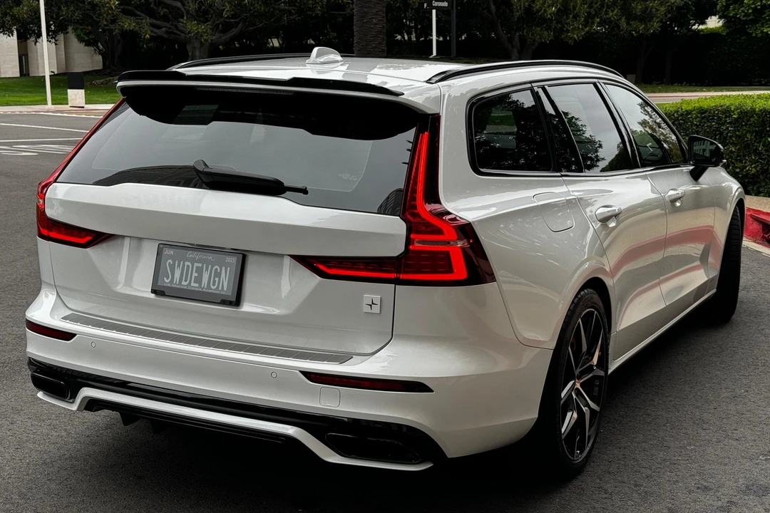 2020 Volvo V60 2nd Gen - Image 4 of 31