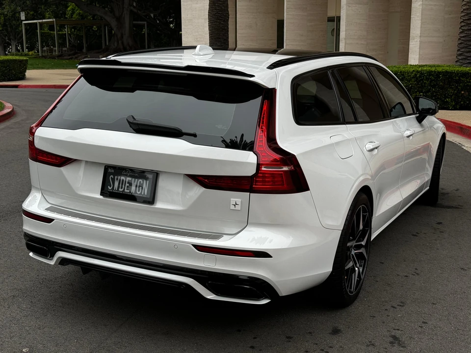 2020 Volvo V60 2nd Gen - Image 27 of 31