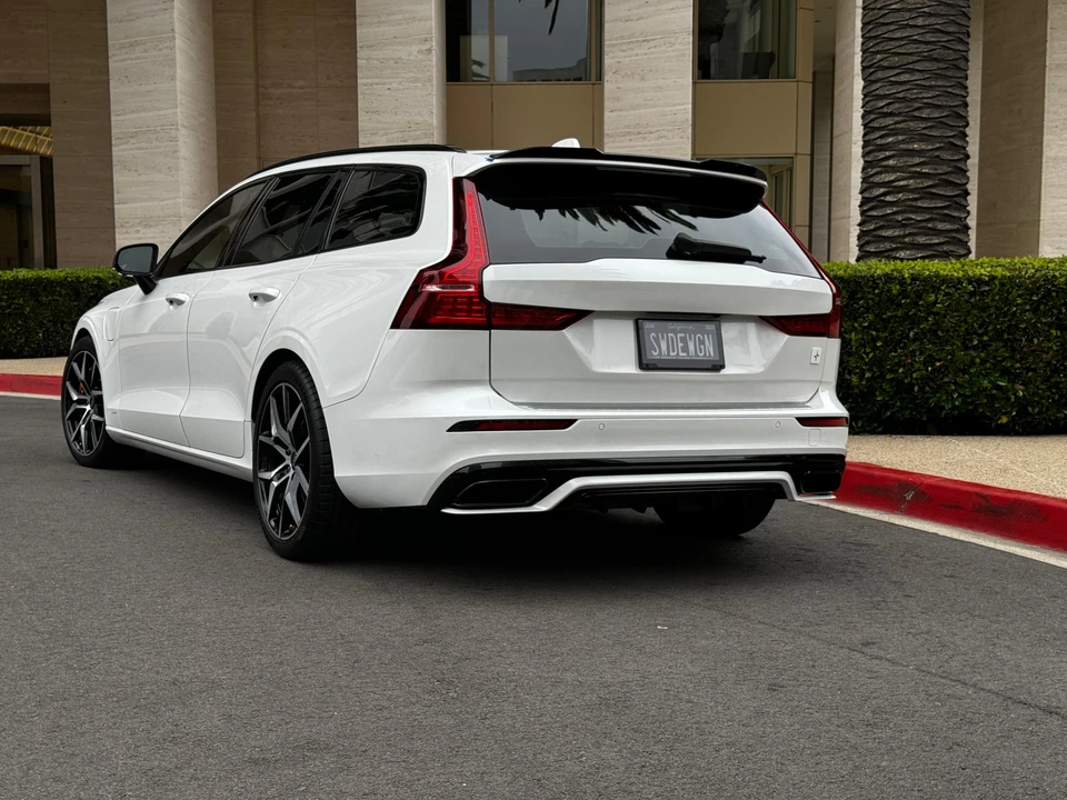 2020 Volvo V60 2nd Gen - Image 21 of 31