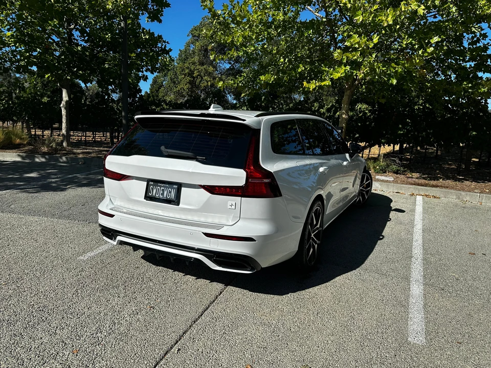 2020 Volvo V60 2nd Gen - Image 25 of 31