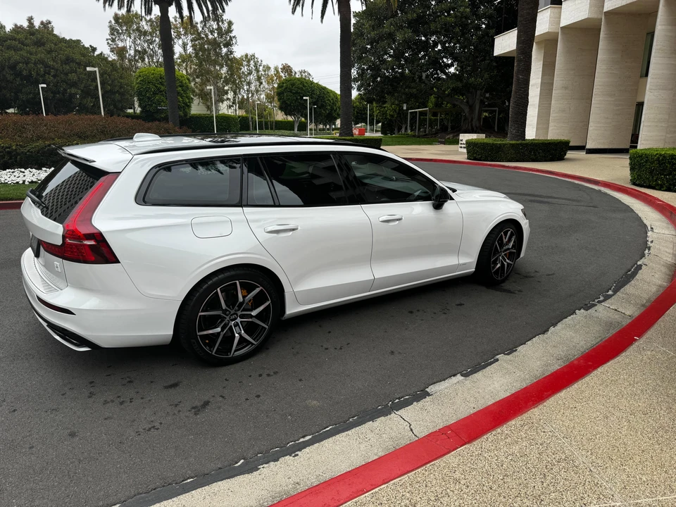 2020 Volvo V60 2nd Gen - Image 30 of 31