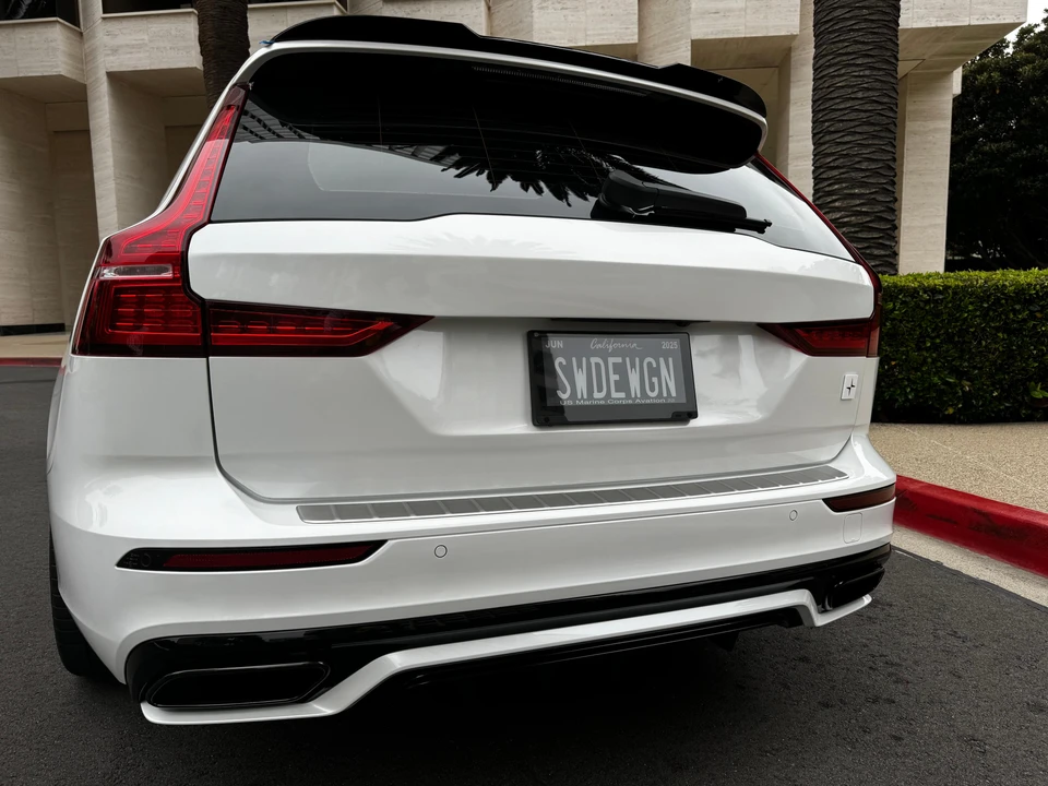 2020 Volvo V60 2nd Gen - Image 23 of 31