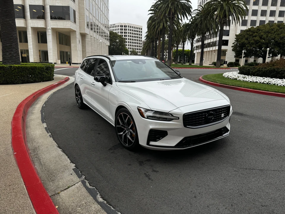 2020 Volvo V60 2nd Gen - Image 31 of 31