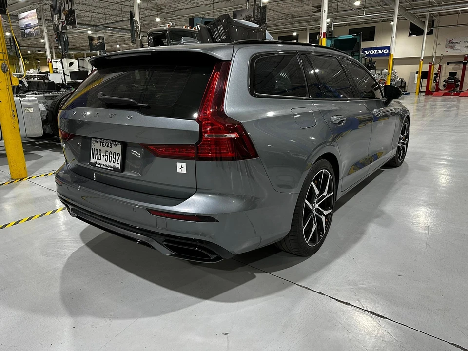 2020 Volvo V60 2nd Gen - Image 9 of 31
