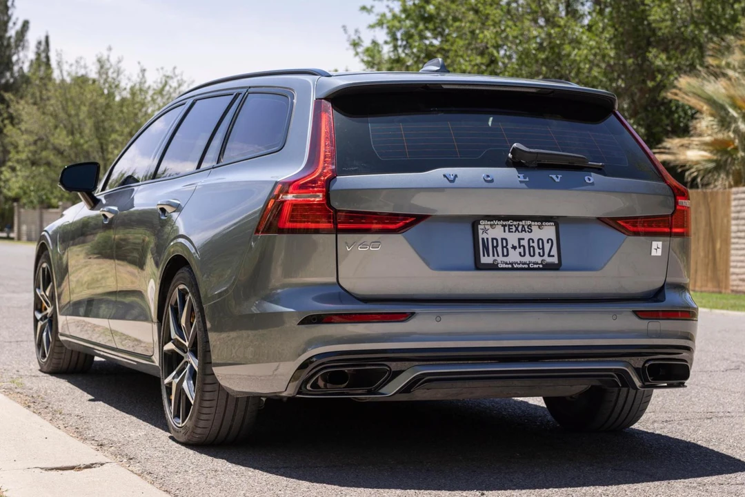2020 Volvo V60 2nd Gen - Image 4 of 31