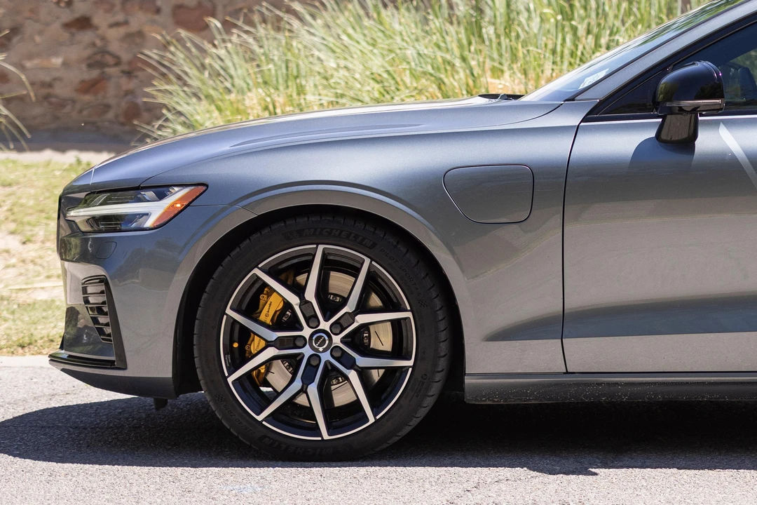 2020 Volvo V60 2nd Gen - Image 19 of 31