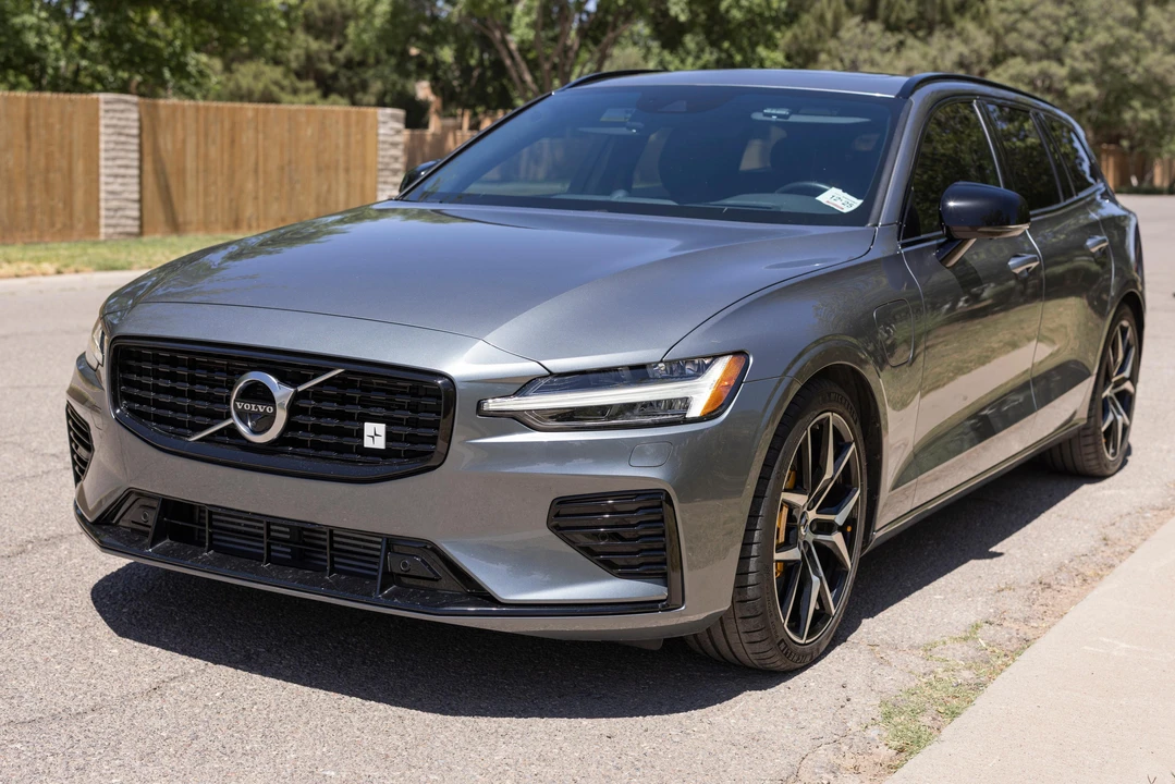 2020 Volvo V60 2nd Gen - Image 6 of 31