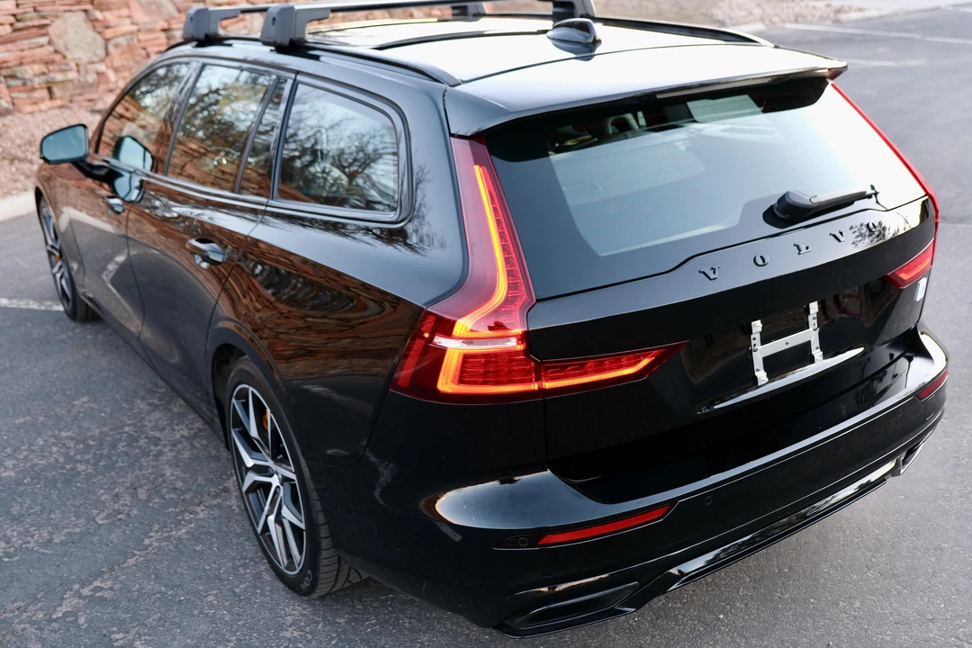 2020 Volvo V60 2nd Gen - Image 17 of 31