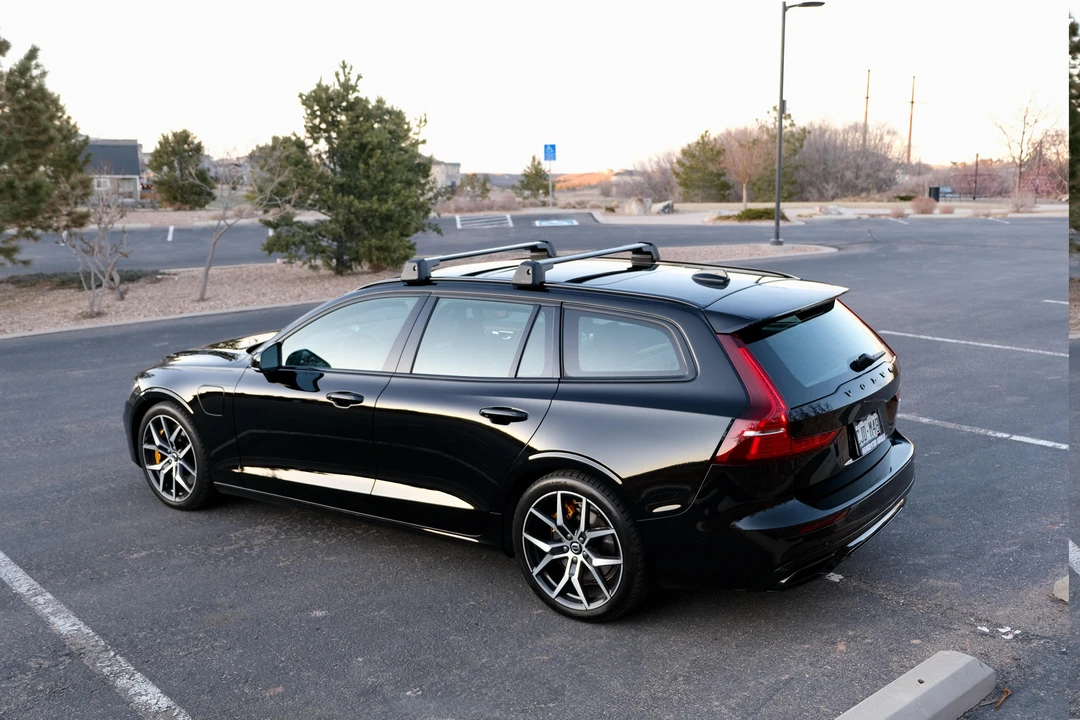2020 Volvo V60 2nd Gen - Image 13 of 31