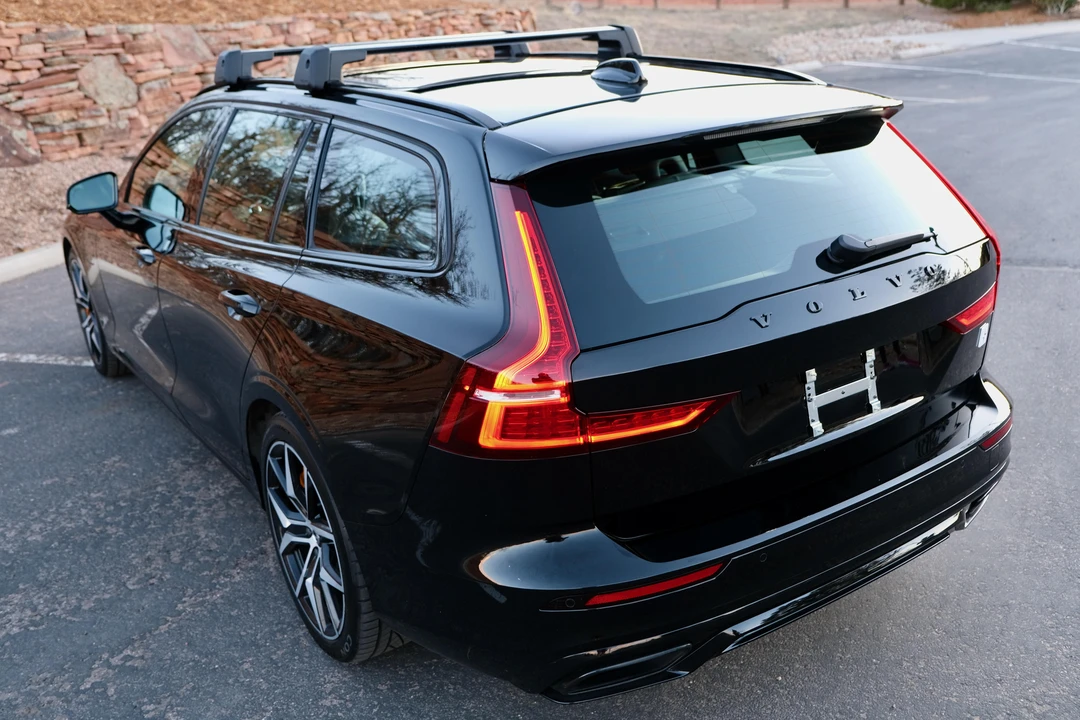 2020 Volvo V60 2nd Gen - Image 16 of 31
