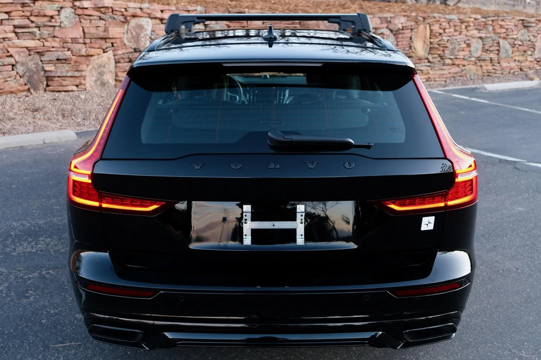 2020 Volvo V60 2nd Gen - Image 5 of 31